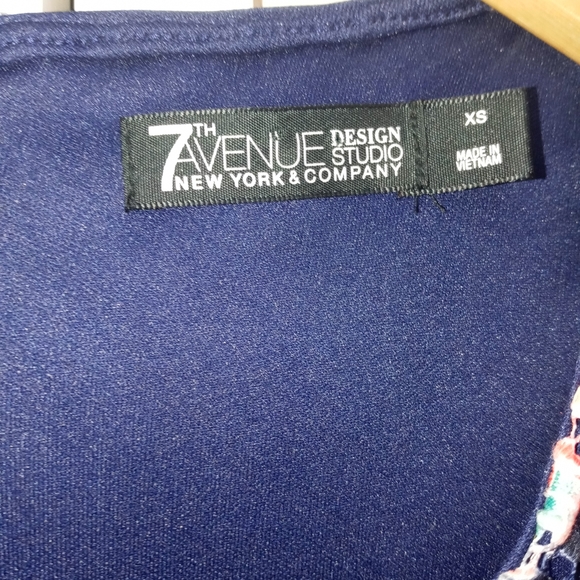 7th Avenue Design Studio Sleeveless Floral Eyelet Peplum top XS - Picture 7 of 8